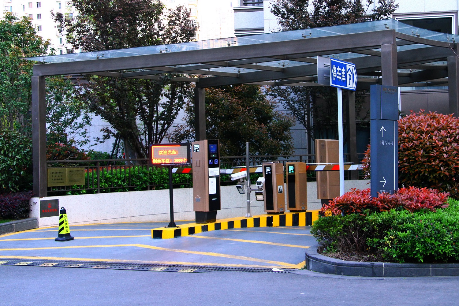 景區(qū)智慧停車場(chǎng)場(chǎng)景 景區(qū)智慧停車場(chǎng)